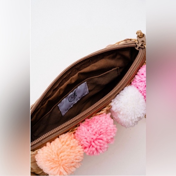 Sea & Grass Pom Pom clutch wristlet - Picture 7 of 7